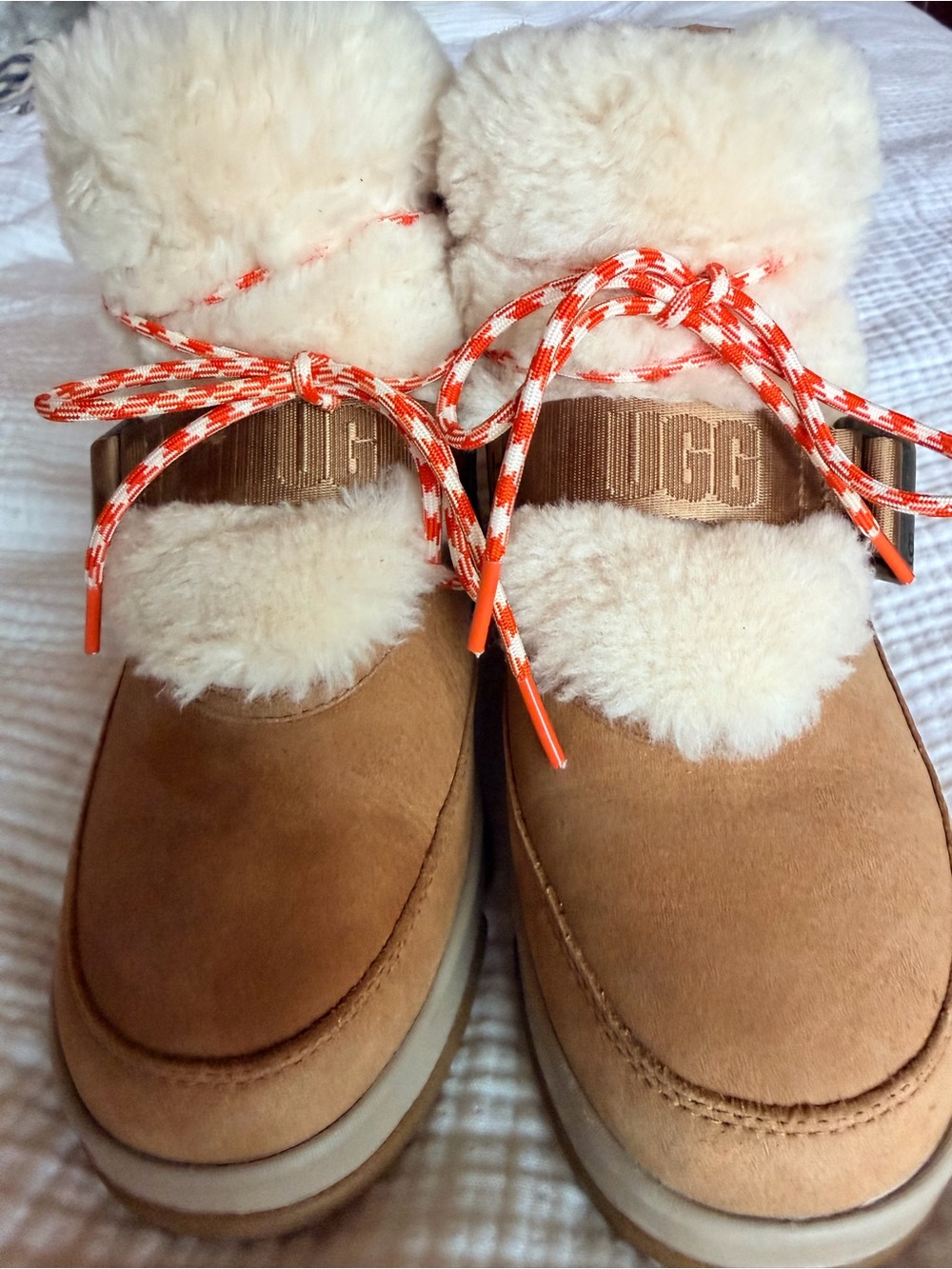 UGG Classic Weather Hiker Boot in Chestnut - Picture 4 of 9